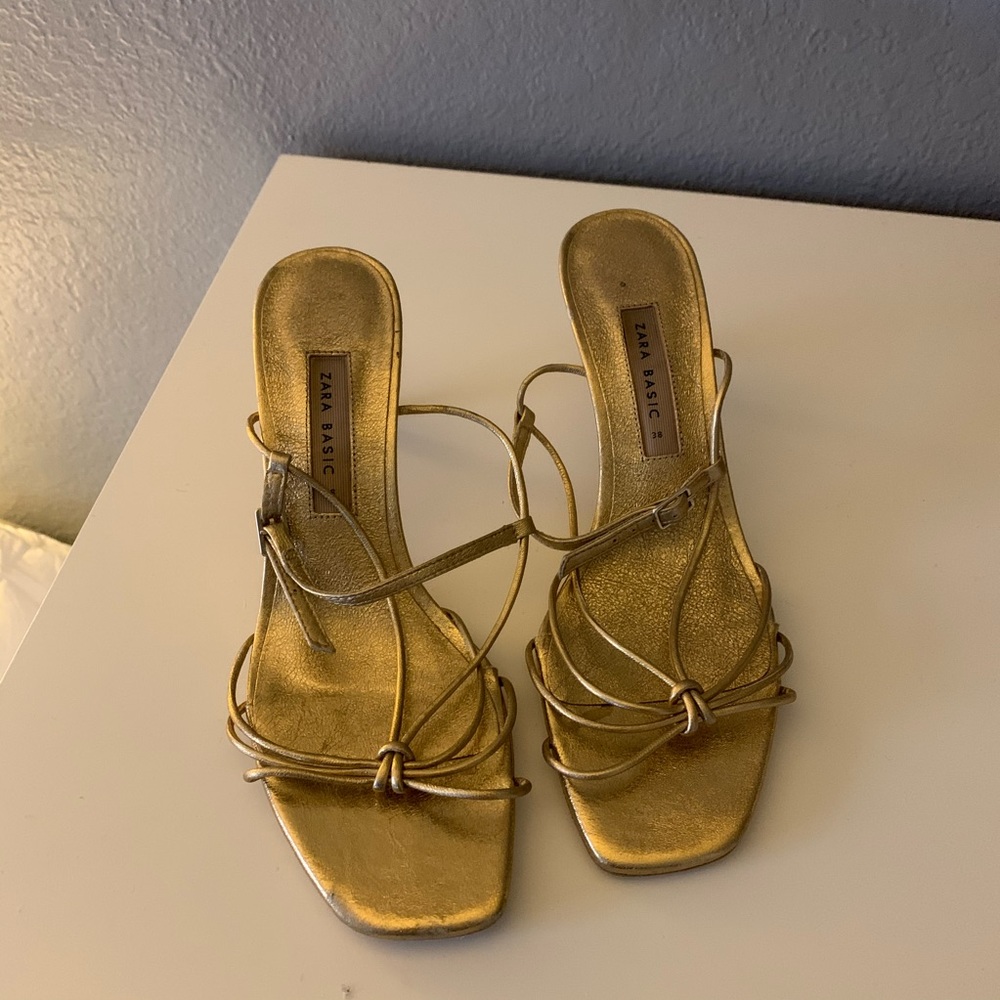 ZARA SANDALS
